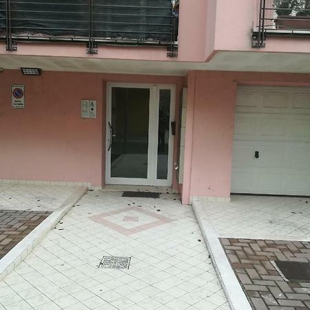Vista Mare Apartment Rimini Bagian luar foto